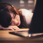 ほっとけない女子